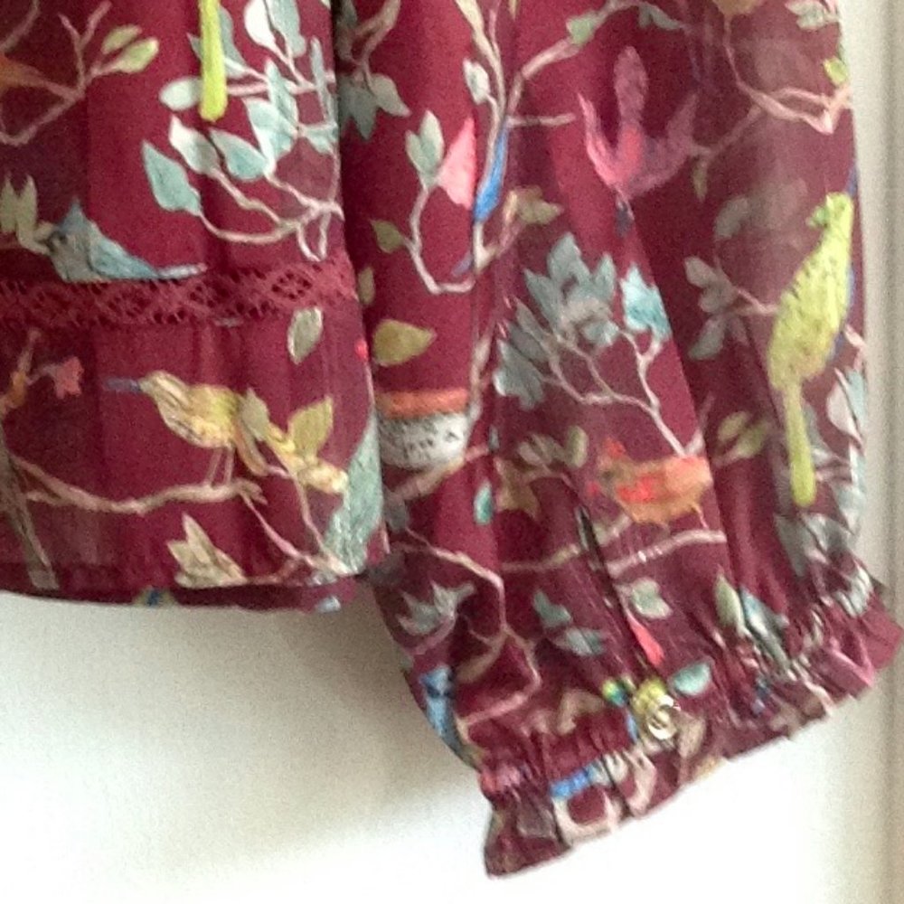 Point Sur Ruffle-Neck Popover In Menagerie Print - Picture 8 of 10